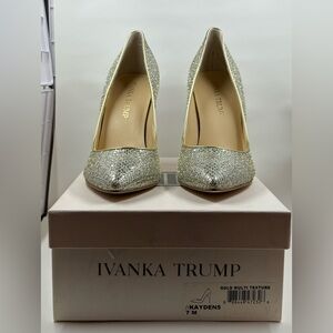 Ivanka Trump Gold Heels Elegant Metallic Design